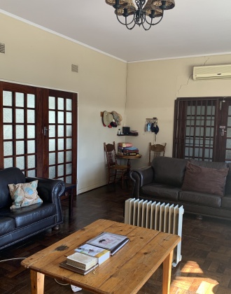 Kroonstad, 5 Bedrooms Bedrooms, ,3 BathroomsBathrooms,House,For Sale,1167