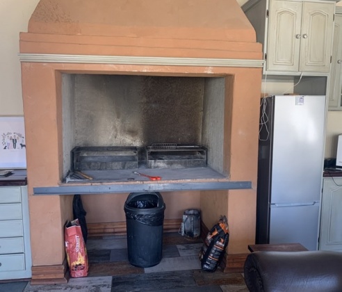 Kroonstad, 5 Bedrooms Bedrooms, ,3 BathroomsBathrooms,House,For Sale,1167