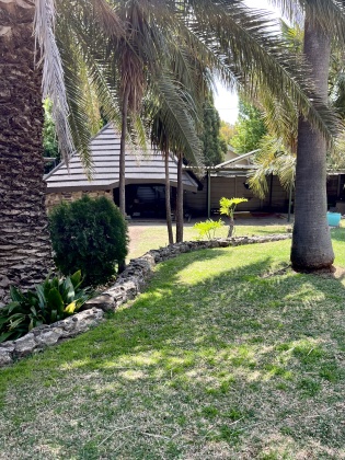 Kroonstad, 4 Bedrooms Bedrooms, ,2 BathroomsBathrooms,House,For Sale,1367