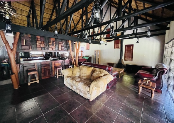 Kroonstad, 4 Bedrooms Bedrooms, ,2 BathroomsBathrooms,House,For Sale,1367