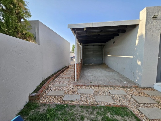 Kroonstad, 3 Bedrooms Bedrooms, ,2 BathroomsBathrooms,Townhouse,For Sale,1370