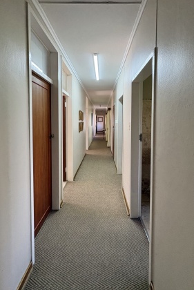 Kroonstad, 5 Bedrooms Bedrooms, ,3 BathroomsBathrooms,House,For Sale,1373