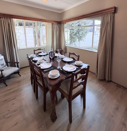 Kroonstad, 5 Bedrooms Bedrooms, ,3 BathroomsBathrooms,House,For Sale,1373