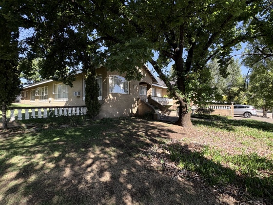 Kroonstad, 5 Bedrooms Bedrooms, ,3 BathroomsBathrooms,House,For Sale,1373