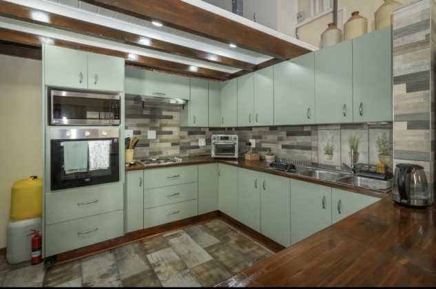 Kroonstad, 2 Bedrooms Bedrooms, ,2 BathroomsBathrooms,Townhouse,For Sale,1391