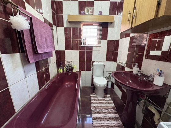 Kroonstad, 3 Bedrooms Bedrooms, ,1 BathroomBathrooms,House,For Sale,1417