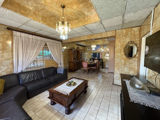 Kroonstad, 3 Bedrooms Bedrooms, ,1 BathroomBathrooms,House,For Sale,1417
