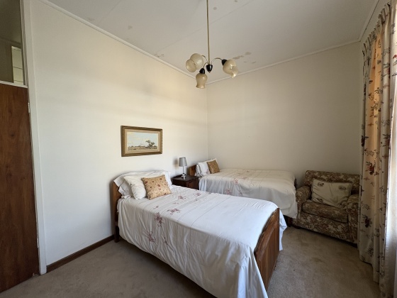 Kroonstad, 4 Bedrooms Bedrooms, ,2 BathroomsBathrooms,House,For Sale,1442