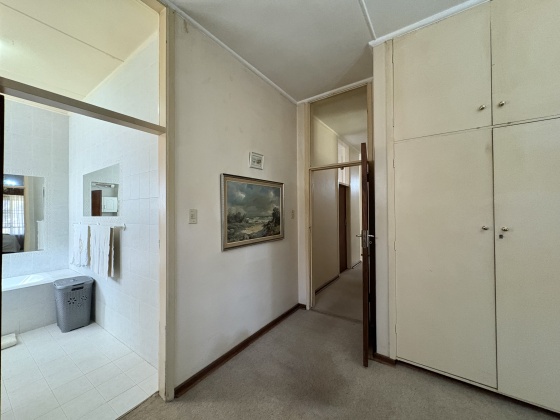 Kroonstad, 4 Bedrooms Bedrooms, ,2 BathroomsBathrooms,House,For Sale,1442