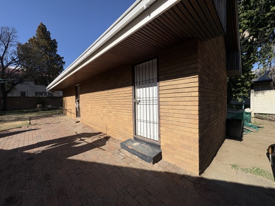 Kroonstad, 4 Bedrooms Bedrooms, ,2 BathroomsBathrooms,House,For Sale,1442
