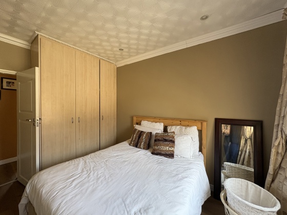 Kroonstad, 3 Bedrooms Bedrooms, ,2 BathroomsBathrooms,House,For Sale,1453