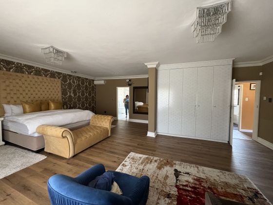 Kroonstad, 3 Bedrooms Bedrooms, ,2 BathroomsBathrooms,House,For Sale,1453