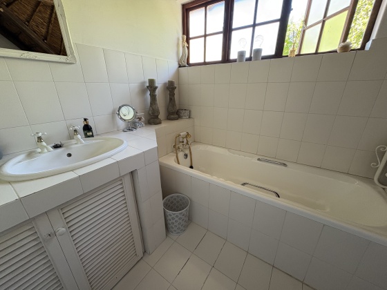 Kroonstad, 4 Bedrooms Bedrooms, ,House,For Sale,1462