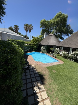 Kroonstad, 4 Bedrooms Bedrooms, ,House,For Sale,1462