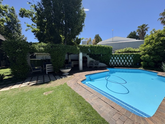 Kroonstad, 4 Bedrooms Bedrooms, ,House,For Sale,1462