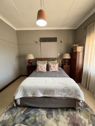 Kroonstad, 3 Bedrooms Bedrooms, ,1 BathroomBathrooms,House,For Sale,1468