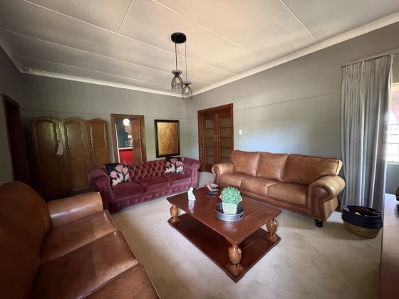 Kroonstad, 3 Bedrooms Bedrooms, ,1 BathroomBathrooms,House,For Sale,1468