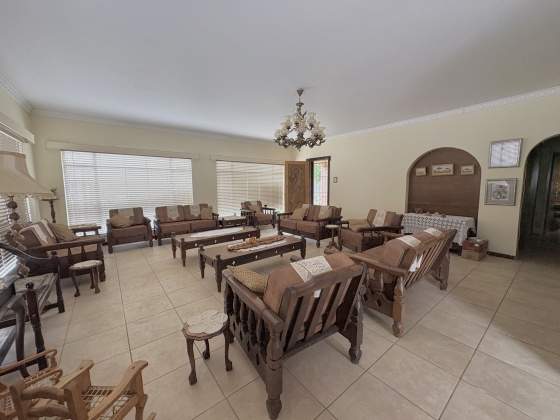 Kroonstad, 4 Bedrooms Bedrooms, ,2 BathroomsBathrooms,House,For Sale,1469