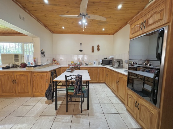 Kroonstad, 4 Bedrooms Bedrooms, ,2 BathroomsBathrooms,House,For Sale,1469