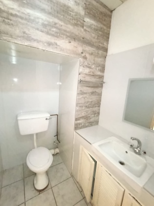 Kroonstad, 3 Bedrooms Bedrooms, ,2 BathroomsBathrooms,Townhouse,For Sale,1471