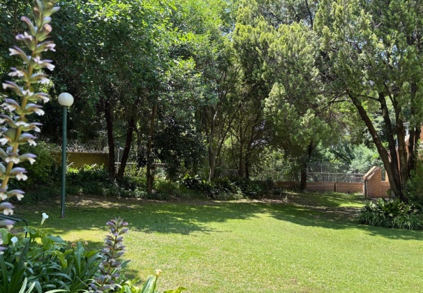 Kroonstad, 3 Bedrooms Bedrooms, ,2 BathroomsBathrooms,Townhouse,For Sale,1471