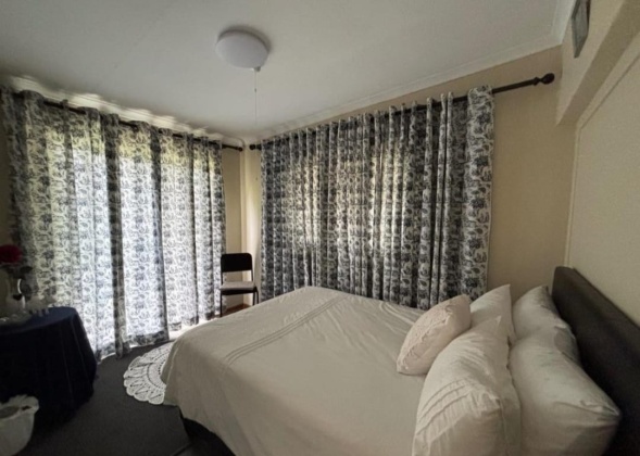 Kroonstad, 6 Bedrooms Bedrooms, ,3 BathroomsBathrooms,House,For Sale,1473