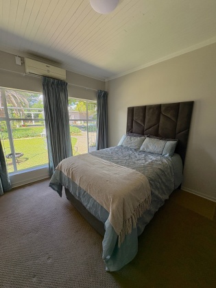 Kroonstad, 6 Bedrooms Bedrooms, ,3 BathroomsBathrooms,House,For Sale,1473