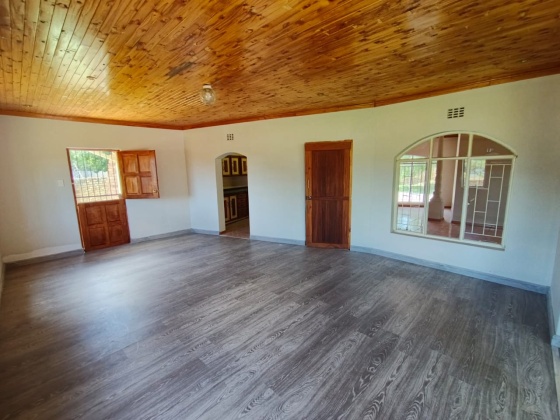 Kroonstad, 4 Bedrooms Bedrooms, 0 ,3 BathroomsBathrooms,House,For Sale,0,1488