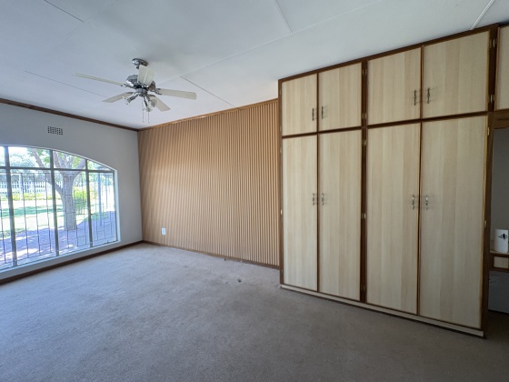 Kroonstad, 4 Bedrooms Bedrooms, 0 ,3 BathroomsBathrooms,House,For Sale,0,1488