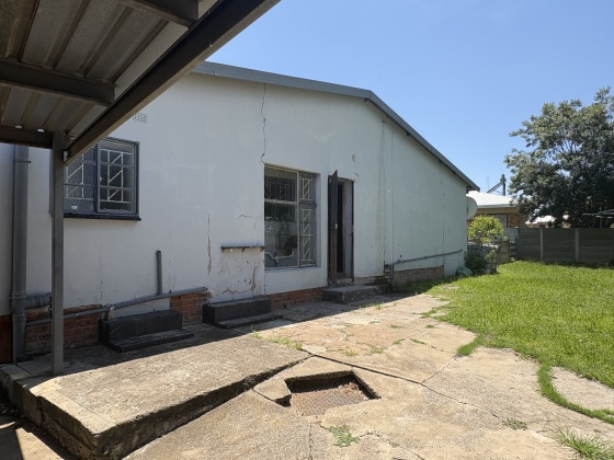 Kroonstad, 3 Bedrooms Bedrooms, ,2 BathroomsBathrooms,House,For Sale,1489