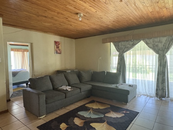 Kroonstad, 3 Bedrooms Bedrooms, ,2 BathroomsBathrooms,House,For Sale,1489