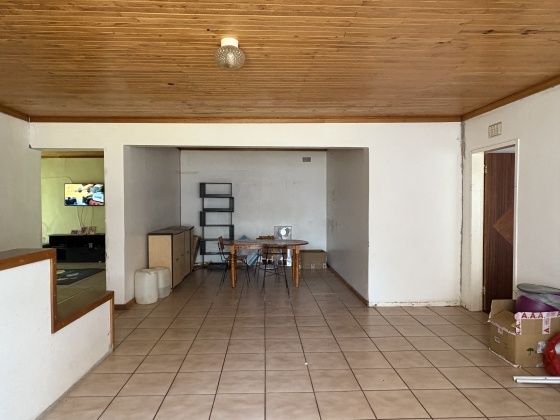 Kroonstad, 3 Bedrooms Bedrooms, ,2 BathroomsBathrooms,House,For Sale,1489