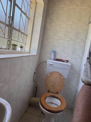 Kroonstad, 3 Bedrooms Bedrooms, ,2 BathroomsBathrooms,House,For Sale,1489