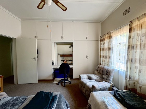 Kroonstad, 4 Bedrooms Bedrooms, ,2 BathroomsBathrooms,House,For Sale,1494