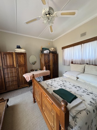 Kroonstad, 4 Bedrooms Bedrooms, ,2 BathroomsBathrooms,House,For Sale,1494