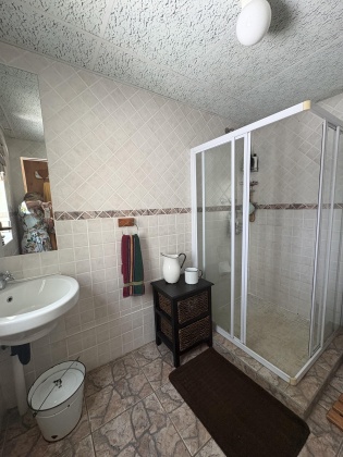 Kroonstad, 3 Bedrooms Bedrooms, ,2 BathroomsBathrooms,House,For Sale,1496