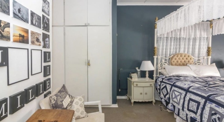 Kroonstad, 4 Bedrooms Bedrooms, ,2 BathroomsBathrooms,House,For Sale,1498