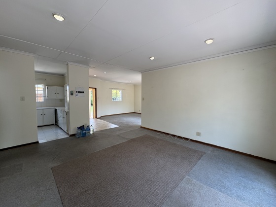 3 Bedrooms Bedrooms, 0 ,2 BathroomsBathrooms,Townhouse,For Sale,0,1500