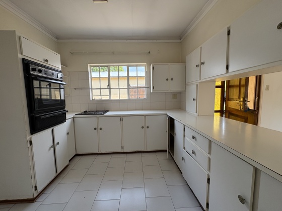 3 Bedrooms Bedrooms, 0 ,2 BathroomsBathrooms,Townhouse,For Sale,0,1500