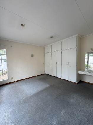 3 Bedrooms Bedrooms, 0 ,2 BathroomsBathrooms,Townhouse,For Sale,0,1500