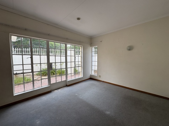 3 Bedrooms Bedrooms, 0 ,2 BathroomsBathrooms,Townhouse,For Sale,0,1500