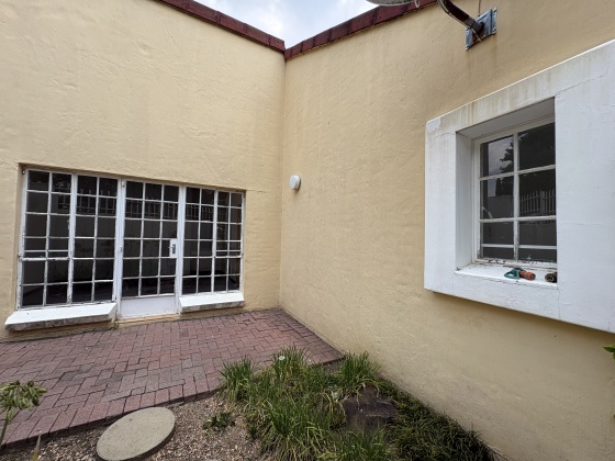 3 Bedrooms Bedrooms, 0 ,2 BathroomsBathrooms,Townhouse,For Sale,0,1500