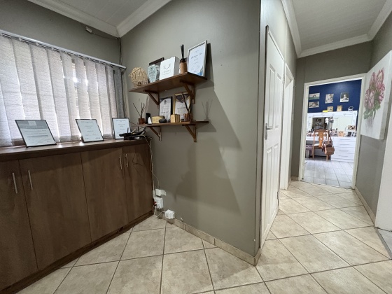 5 Bedrooms Bedrooms, 0 ,4 BathroomsBathrooms,House,For Sale,0,1510