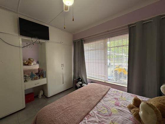 5 Bedrooms Bedrooms, 0 ,4 BathroomsBathrooms,House,For Sale,0,1510