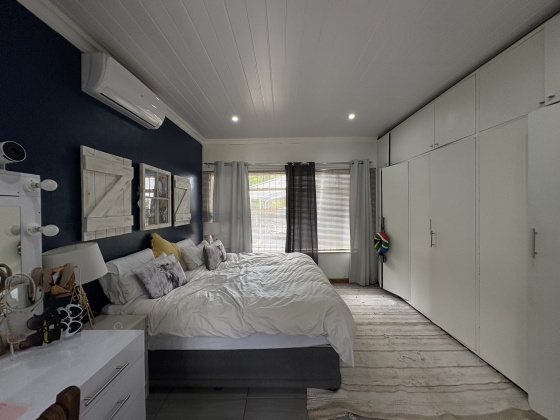 5 Bedrooms Bedrooms, 0 ,4 BathroomsBathrooms,House,For Sale,0,1510