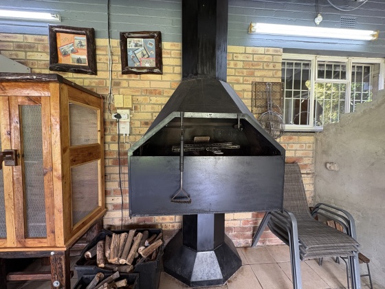 5 Bedrooms Bedrooms, 0 ,4 BathroomsBathrooms,House,For Sale,0,1510