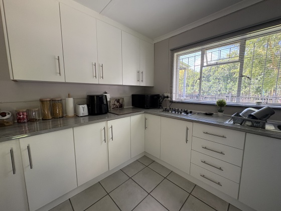 5 Bedrooms Bedrooms, 0 ,4 BathroomsBathrooms,House,For Sale,0,1510