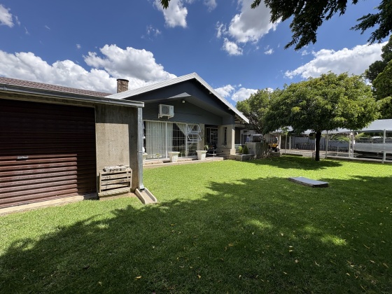 5 Bedrooms Bedrooms, 0 ,4 BathroomsBathrooms,House,For Sale,0,1510