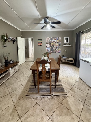 5 Bedrooms Bedrooms, 0 ,4 BathroomsBathrooms,House,For Sale,0,1510