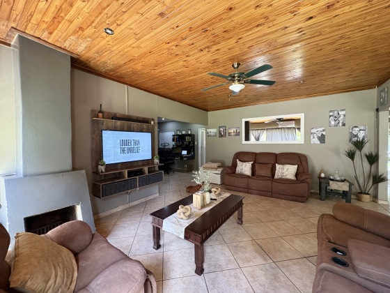 5 Bedrooms Bedrooms, 0 ,4 BathroomsBathrooms,House,For Sale,0,1510